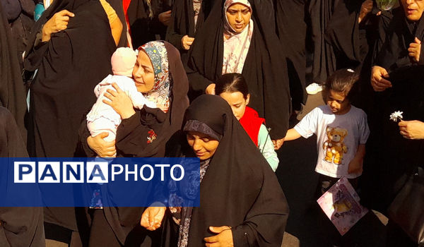 حرکت کاروان نمادین ورود حضرت معصومه(س) به قم