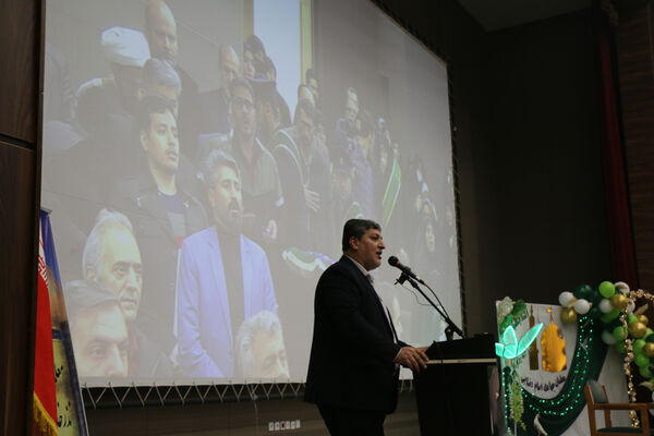 رونمایی از کارت خدمت جهادی معلمان در قم