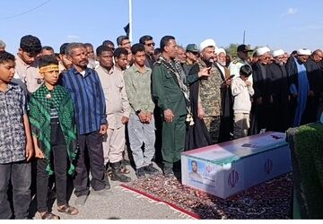 مراسم وداع با شهدای مدافع وطن در رودان 