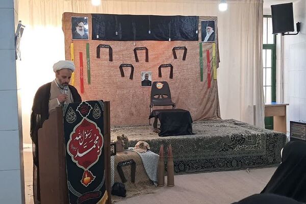 مراسم یاد بود شهدای خانم هشت سال دفاع مقدس در شهرستان رباط کریم