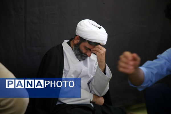 مراسم عزاداری ایام فاطمیه توسط دانش‌آموزان تنگستانی