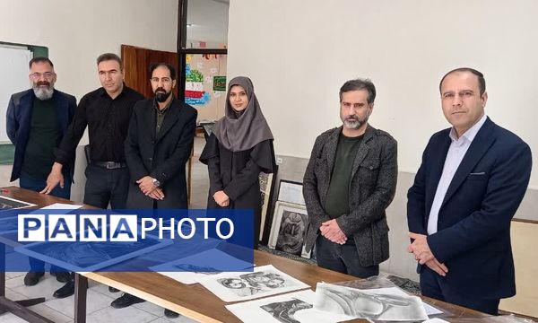 داوری آثار هنری مسابقات فرهنگی هنری آموزش و پرورش ناحیه ۳ 