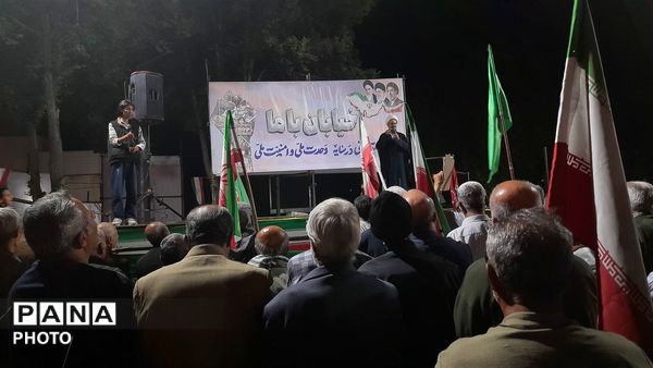تجمع‌ حماسی مردم نظرآباد در بیش از هفتاد روز