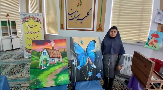 جادوی دست‌ها در دبستان دخترانه علمدار شهرستان تفت