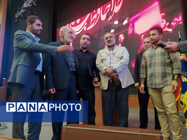 حضور اعضای پانای قم در مراسم روز خبرنگار