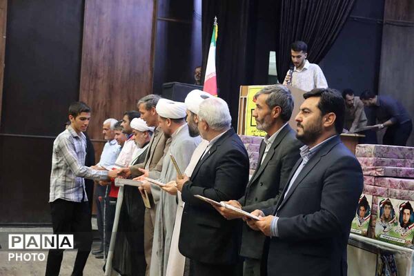 تابستانِ پربارِ دانش‌آموزان گرمه‌ای با تجلیل از ۲۲۰ برگزیده به پایان رسید
