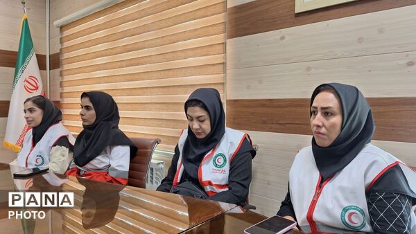 تشریح برنامه‌های امدادی و آموزشی هلال احمر تویسرکان