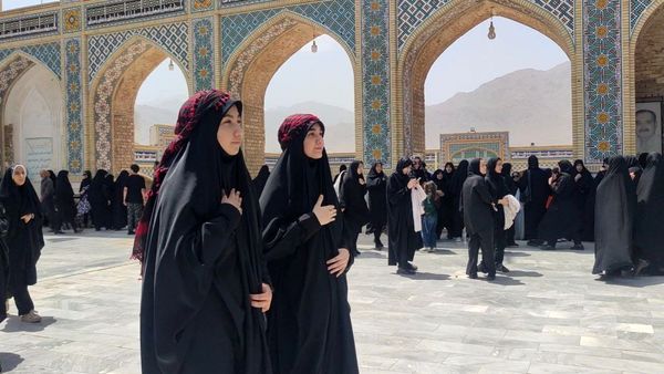 دل‌های جامانده، گرد حرم سلطان علی(ع) در مشهد اردهال به شور افتادند