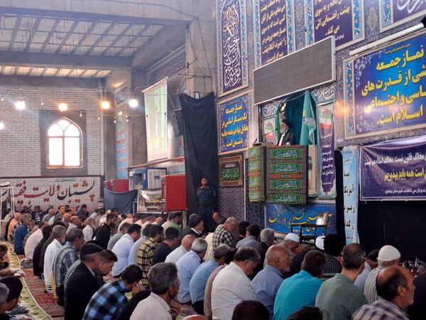 نماز جمعه در دهه سوم محرم در نیشابور