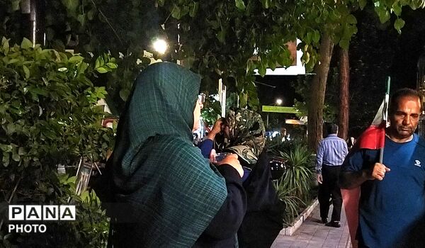 چایخانه حوزه علمیه گلشن در نود و نهمین شب از اجتماعات مردمی نیشابور 