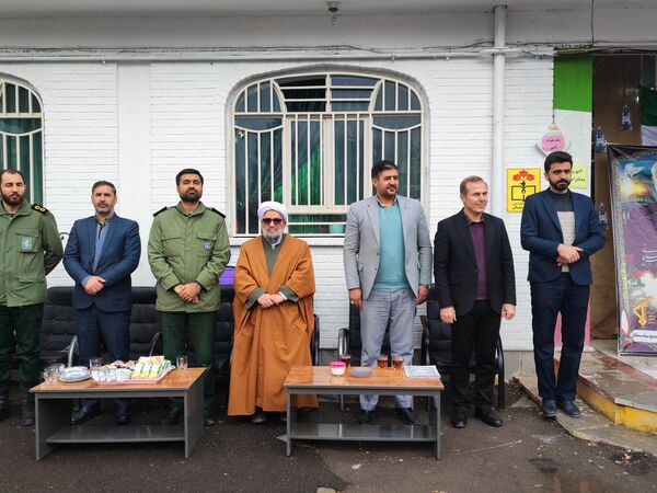 نواخته شدن زنگ بصیرت در دبستان پیامبر اعظم آشخانه