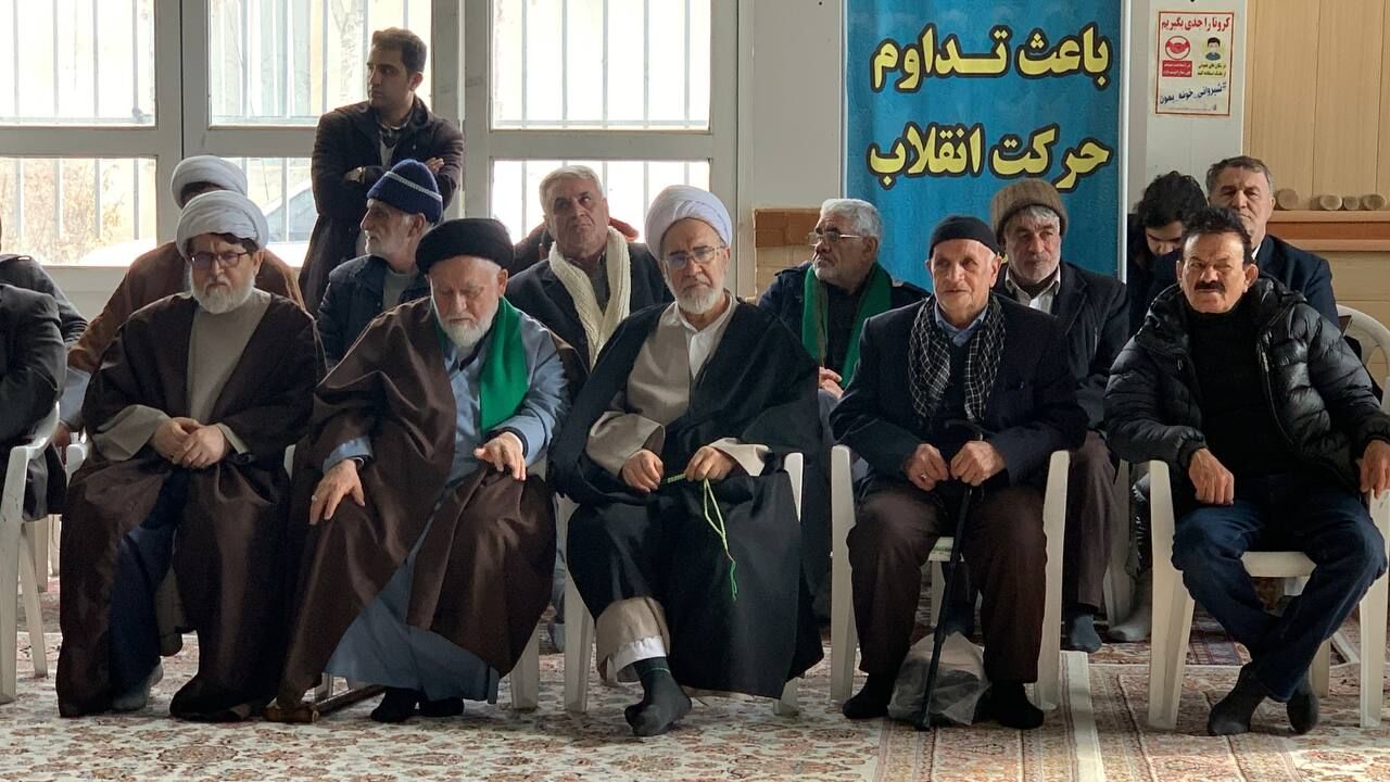 گرامیداشت سالروز تشییع ۳۱ شهید شهرستان شیروان در مصلی این شهر