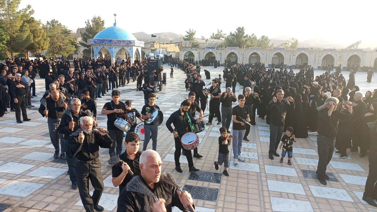 عزاداری هیئت‌های مذهبی در بارگاه منور امام زاده محمد عابد کاخک