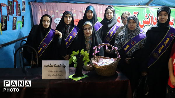 حضور پرشور دانش‌آموزان دبیرستان شهدای مظفر در نود و نهمین موج اجتماع مردمی پاکدشت