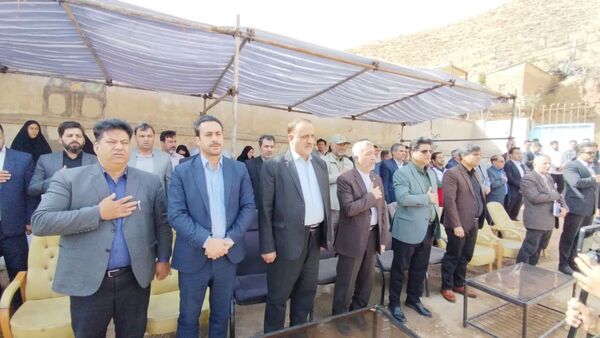 شهرستان کلات پیشگام در نهضت ملی مدرسه سازی 