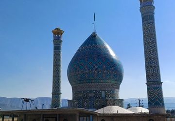 امامزاده قاسم نگین نیلوفری شهرستان زرقان