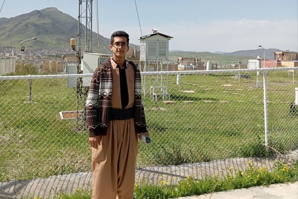 بازدید علمی دانش‌آموزان دبیرستان زانست بانه از اداره هواشناسی