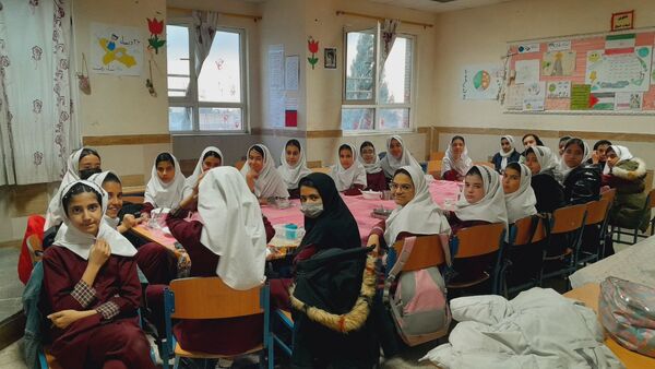 ضیافت افطاری ماه رمضان به میزبانی دبستان شطیطه۲ نیشابور