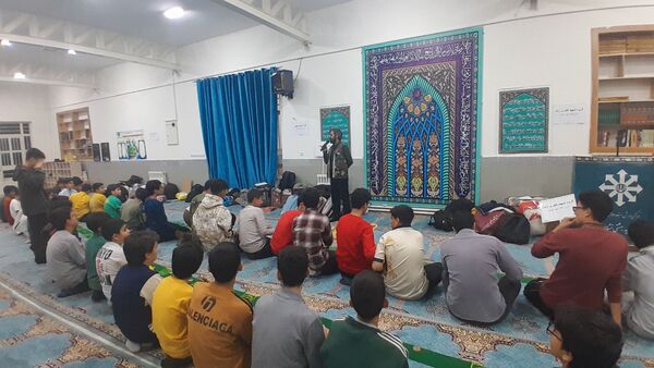 برپایی اردوی شبانه مقاومت در دبیرستان شهید بهشتی