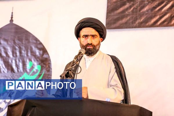 اقامه نماز جمعه شهر پرند به‌مناسبت هفته دولت