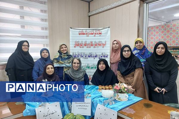 حضور دانش‌آموزان مدارس ناحیه دو شهرری در جشن ولادت حضرت فاطمه (س)