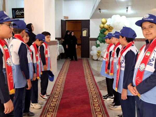 همایش تجلیل از مربیان و دانش‌آموزان پیشتاز برتر شهرستان جم 