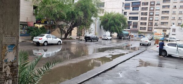 بارش باران چهره بندرعباس را پاییزی و دل‌انگیز کرد