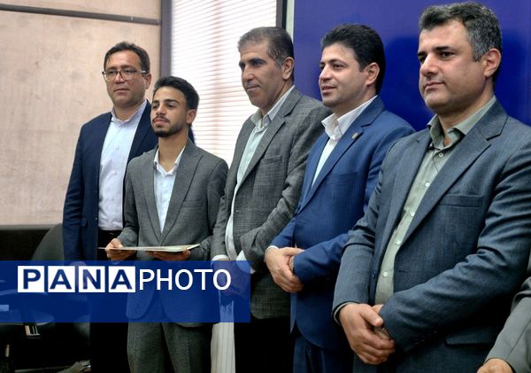 تقدیر از خبرنگاران در گلوگاه 