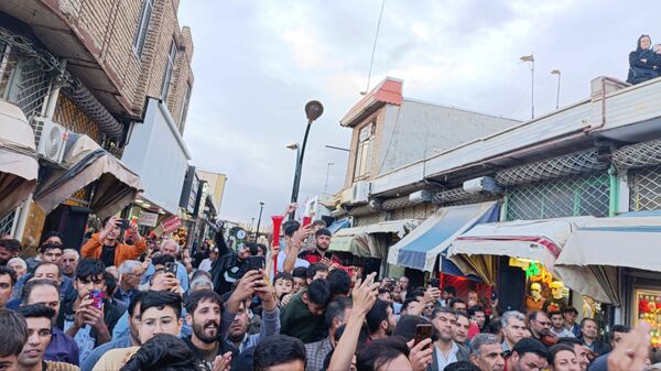 ملکان در پرتو هنر و معنویت؛ جشن میلاد امام رضا (ع) در بازار نوسازی شده
