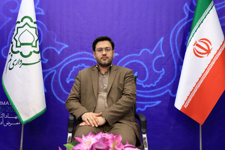 برنامه‌های خانوادگی و مسابقات «پدر و پسری» و «مادر دختری» به مناسبت روز قم اجرا می شود