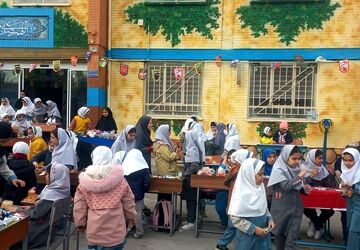 بازارچه دانش‌آموزی تمرین مسئولیت‌پذیری