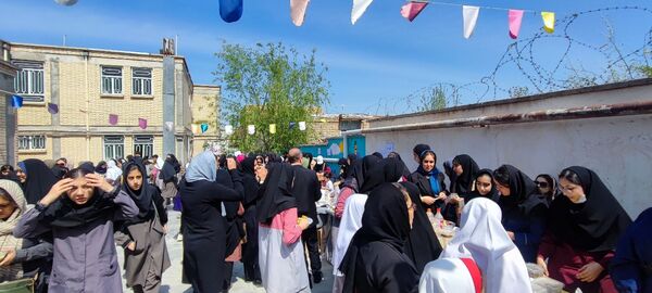 بازارچه دانش‌آموزی در مدارس شهرستان سملقان