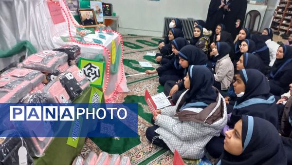 جشن ولادت حضرت علی (ع) و روز پدر در دبیرستان شاهد بحرینیان