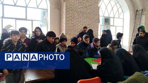 میز خدمت هفته دوم بهمن ماه در نیشابور 