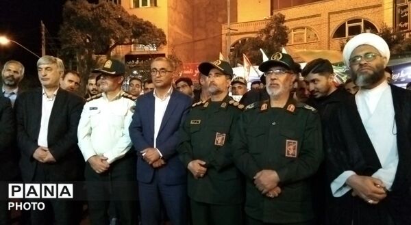 حضور فرمانده سپاه عاشورا در تجمعات شبانه مردمی شهرستان اهر 