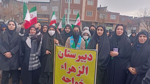 قابی از خواجه در راهپیمایی ۲۲‌بهمن