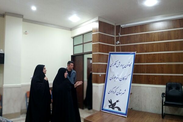 مربیان خط مقدم جبهه فرهنگی هستند