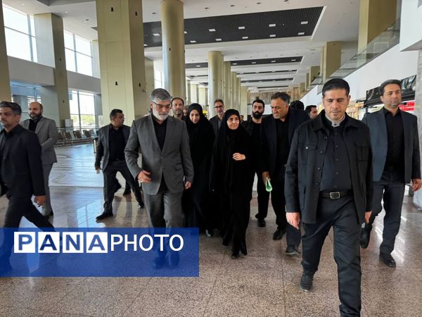 بازدید وزیر راه و شهرسازی از روند خدمات‌رسانی زائران در ایام پایانی دهه صفر