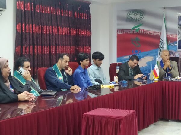 نشست قائم مقام سازمان دانش آموزی با اعضا و مربیان سازمان دانش آموزی مازندران 