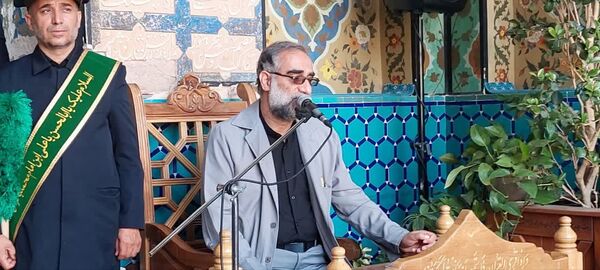 مراسم غبار روبی و زیارت ضریح مطهر سلطانعلی ابن امام محمد باقر (ع) در کربلای ایران 
