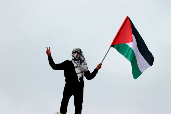 غرش خشم انقلابی دانشجویان دانشگاه آزاد مشهد علیه صهیونیسم و فریاد همبستگی با غزه