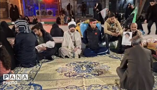 اجتماع عظیم مردمی در لحظات تحویل سال در شهرستان تربت جام