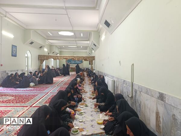 «ویژه برنامه عید بندگی» در کاشمر 