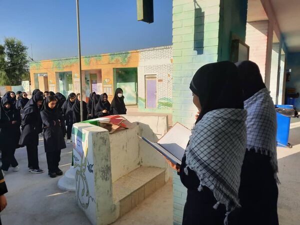 هفته بسیج دانش‌آموزی در پارسیان