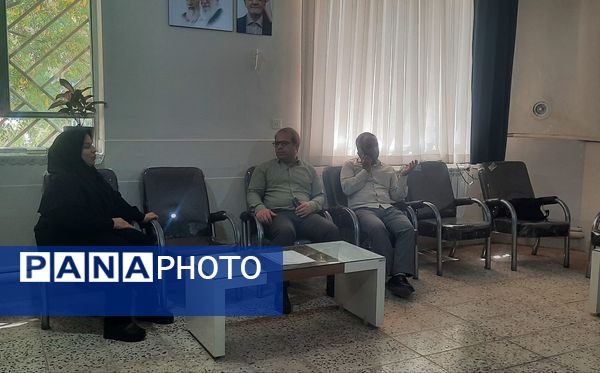 بازدید از عملکرد دانش‌آموزان ثمین آشخانه