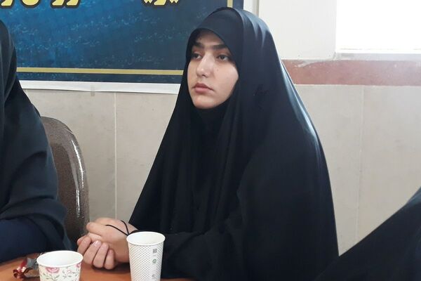 رقابت دانش‌آموزان منتخب در انتخابات منطقه‌ای شورای دانش‌آموزی بهارستان دو