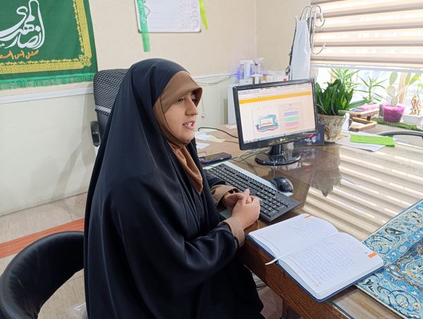 جلسه توجیهی مدیران هنرستان دخترانه با موضوع آزمون غربالگردی