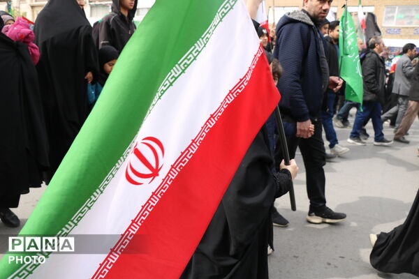 نسل جدید، پای آرمان‌های انقلاب 