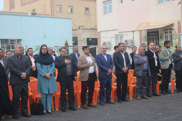 طرح شهید طوقانی در دبستان شهدای بسیج بوشهر