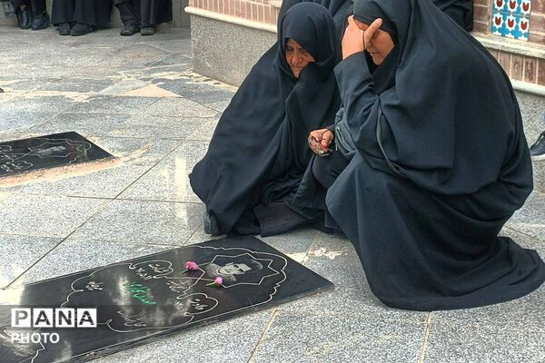 عهد دوباره مردم گرمه با لاله‌های سرخ وطن